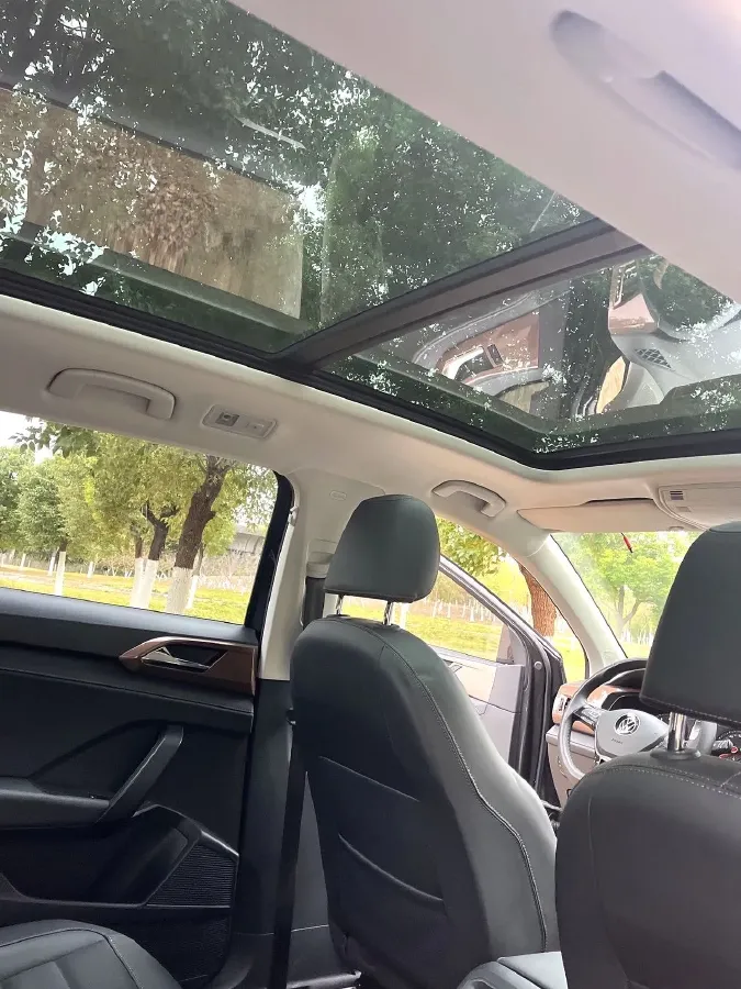 2021 Volkswagen Tharu 1.4T 150HP L4 7DCT,autocango,china used car exporter,china ev exporter,chinese used car exporter,chinese used ev exporter