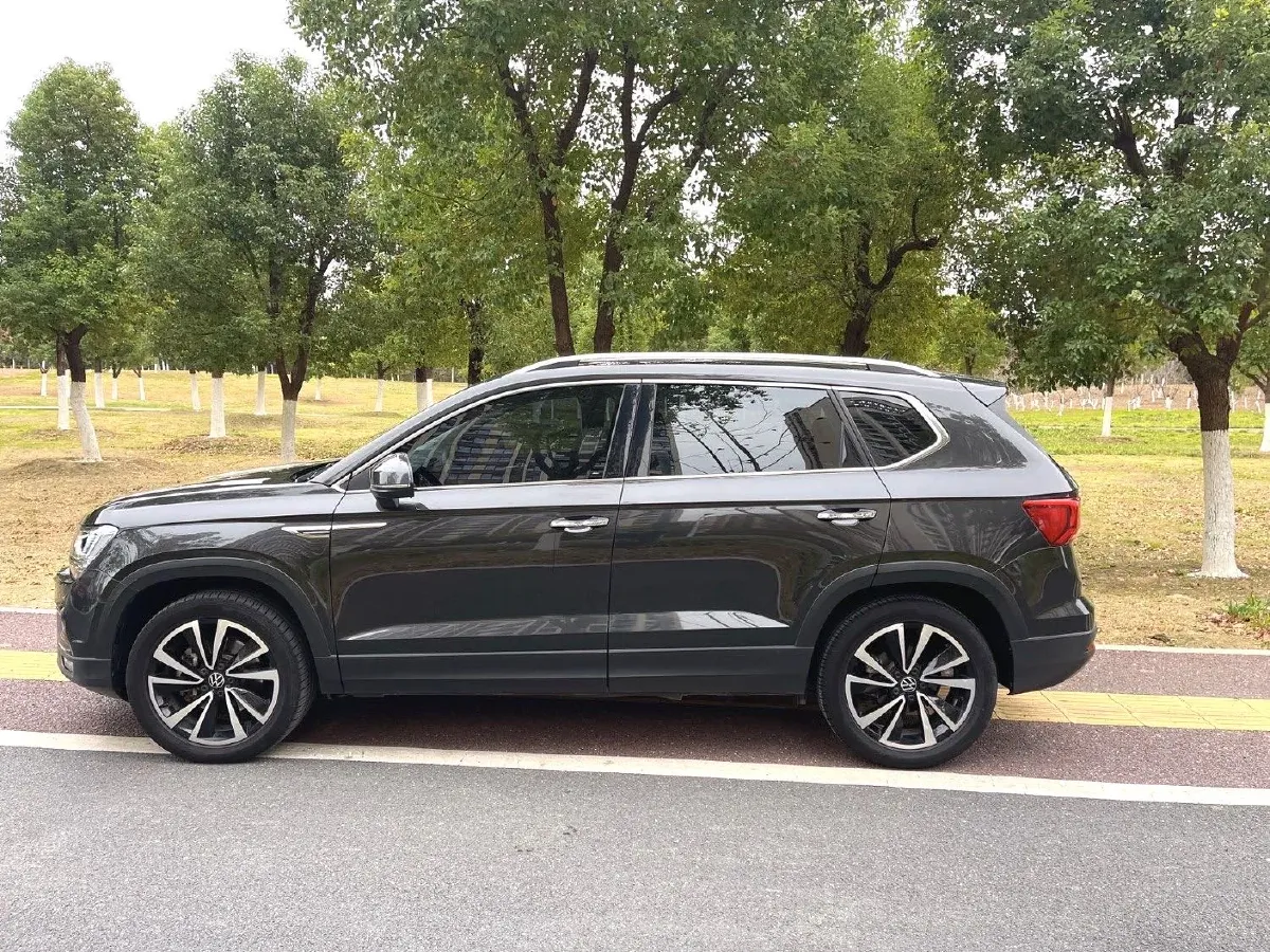 2021 Volkswagen Tharu 1.4T 150HP L4 7DCT,autocango,china used car exporter,china ev exporter,chinese used car exporter,chinese used ev exporter