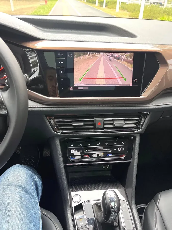 2021 Volkswagen Tharu 1.4T 150HP L4 7DCT,autocango,china used car exporter,china ev exporter,chinese used car exporter,chinese used ev exporter