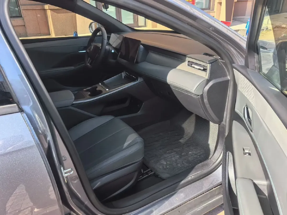 2025 BYD Qin Plus 1.5L 101HP L4 E-CVT PHEV,autocango,china used car exporter,china ev exporter,chinese used car exporter,chinese used ev exporter