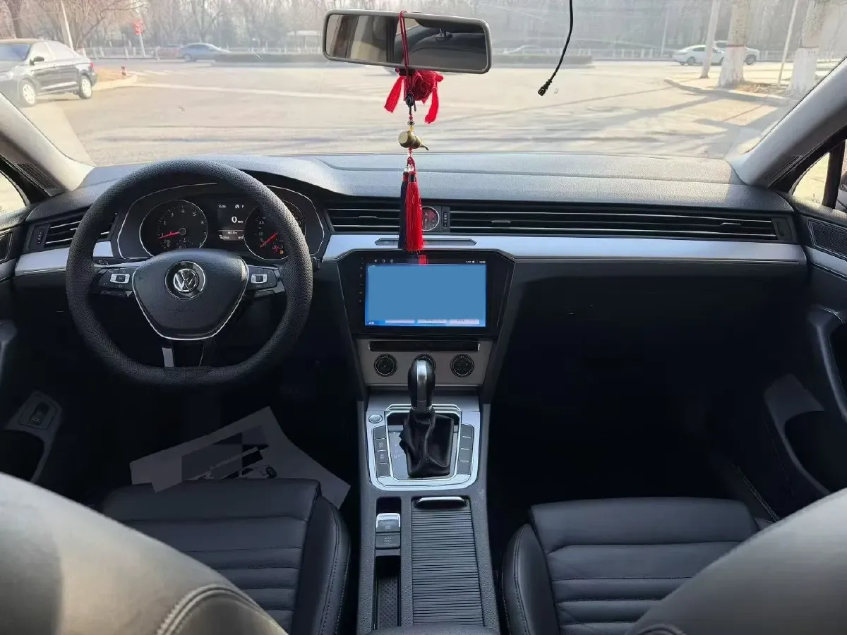 2017 Volkswagen Magotan 1.4T 150HP L4 7DCT,autocango,china used car exporter,china ev exporter,chinese used car exporter,chinese used ev exporter