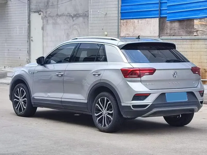 2020 Volkswagen T-Roc 1.4T 150HP L4 7DCT,autocango,china used car exporter,china ev exporter,chinese used car exporter,chinese used ev exporter