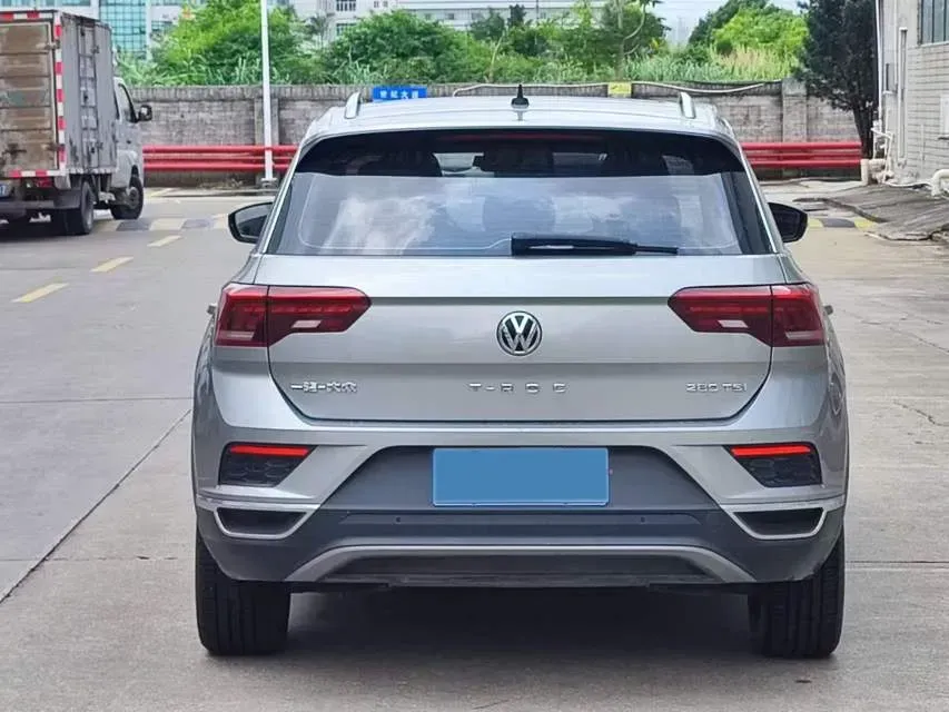 2020 Volkswagen T-Roc 1.4T 150HP L4 7DCT,autocango,china used car exporter,china ev exporter,chinese used car exporter,chinese used ev exporter
