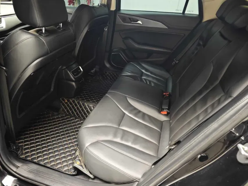 2022 HongQi H5 1.5T 169HP L4 7DCT,autocango,china used car exporter,china ev exporter,chinese used car exporter,chinese used ev exporter