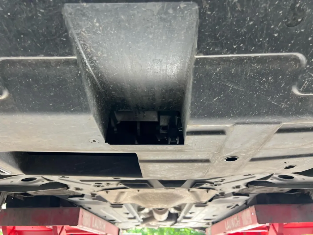 2023 ChangAn UNI-T 1.5T 188HP L4 7DCT,autocango,china used car exporter,china ev exporter,chinese used car exporter,chinese used ev exporter