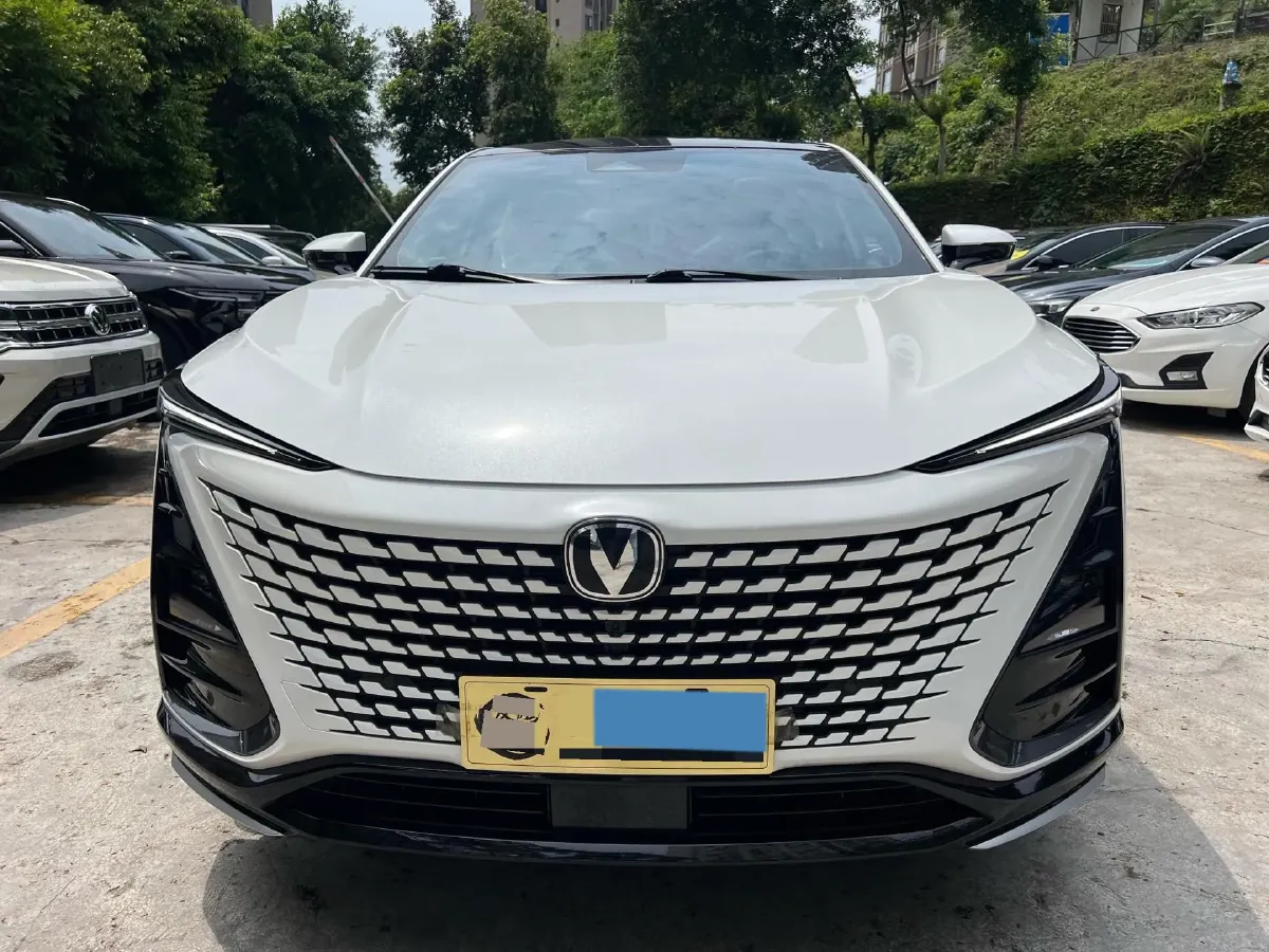 2023 ChangAn UNI-T 1.5T 188HP L4 7DCT,autocango,china used car exporter,china ev exporter,chinese used car exporter,chinese used ev exporter