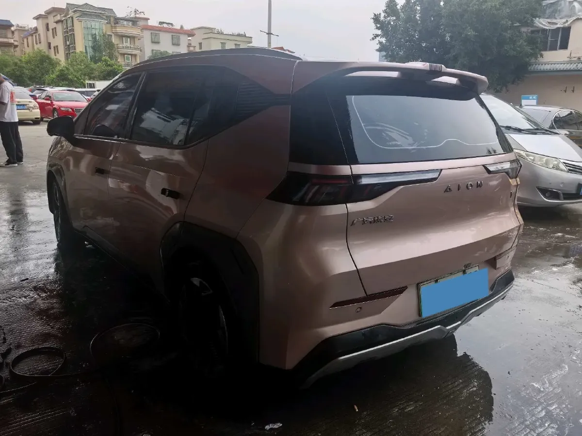 2022 Geely Okavango 1.8T 184HP L4 7DCT,autocango,china used car exporter,china ev exporter,chinese used car exporter,chinese used ev exporter