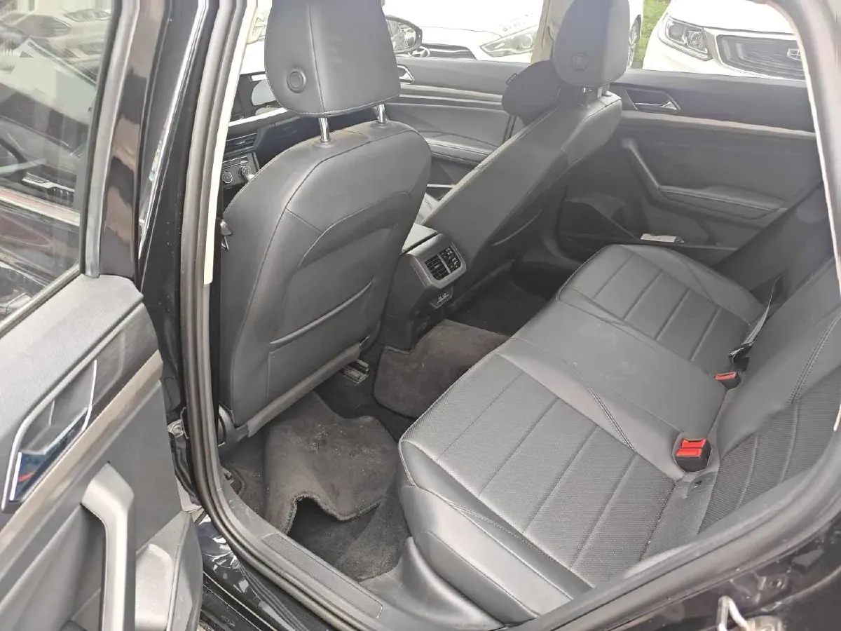 2021 Volkswagen Lavida 1.5L 113HP L4 6AT,autocango,china used car exporter,china ev exporter,chinese used car exporter,chinese used ev exporter