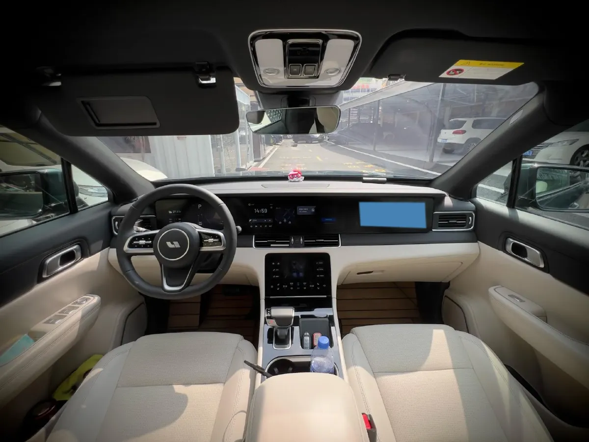 2021 Li ONE Range Extended 131HP REEV 40.5KWH,autocango,china used car exporter,china ev exporter,chinese used car exporter,chinese used ev exporter