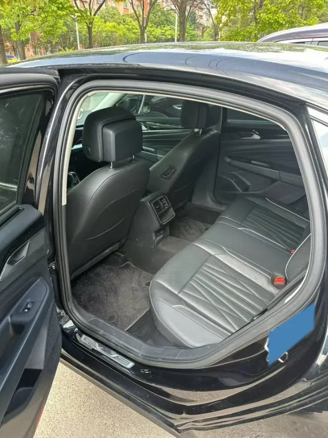2021 Volkswagen Passat 2.0T 186HP L4 7DCT,autocango,china used car exporter,china ev exporter,chinese used car exporter,chinese used ev exporter