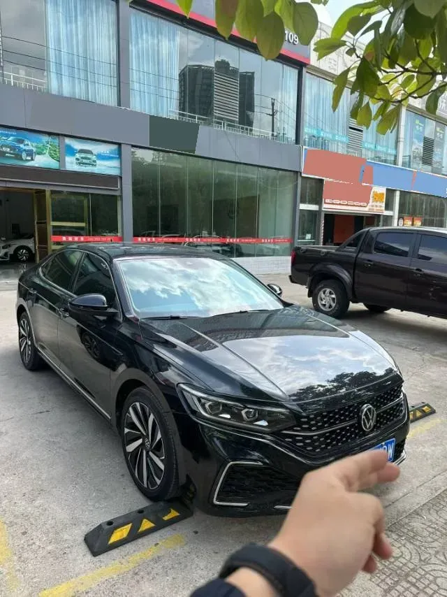 2021 Volkswagen Passat 2.0T 186HP L4 7DCT,autocango,china used car exporter,china ev exporter,chinese used car exporter,chinese used ev exporter