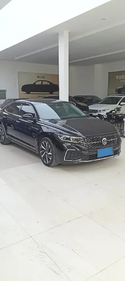 2021 Volkswagen Passat 2.0T 186HP L4 7DCT,autocango,china used car exporter,china ev exporter,chinese used car exporter,chinese used ev exporter