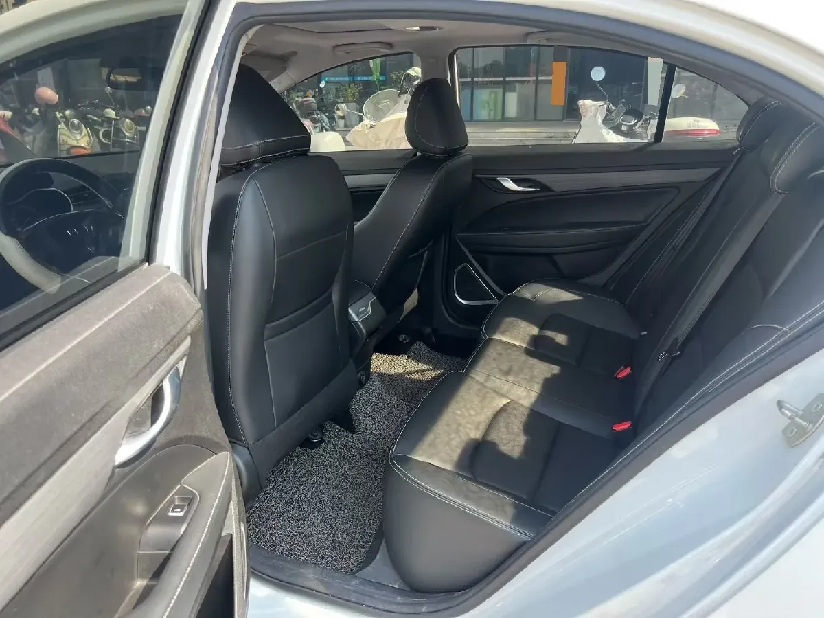 2021 BYD Song 1.5T 160HP L4 6MT,autocango,china used car exporter,china ev exporter,chinese used car exporter,chinese used ev exporter