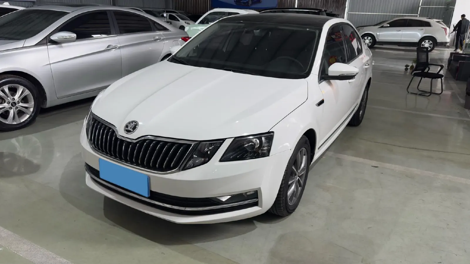 2020 Skoda Octavia 1.5L 113HP L4 6AT,autocango,china used car exporter,china ev exporter,chinese used car exporter,chinese used ev exporter