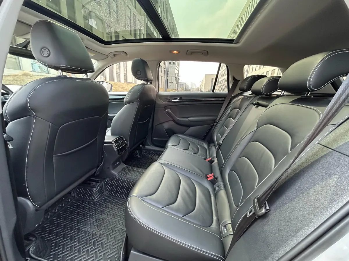 2020 Skoda Kodiak 2.0T 186HP L4 7DCT,autocango,china used car exporter,china ev exporter,chinese used car exporter,chinese used ev exporter