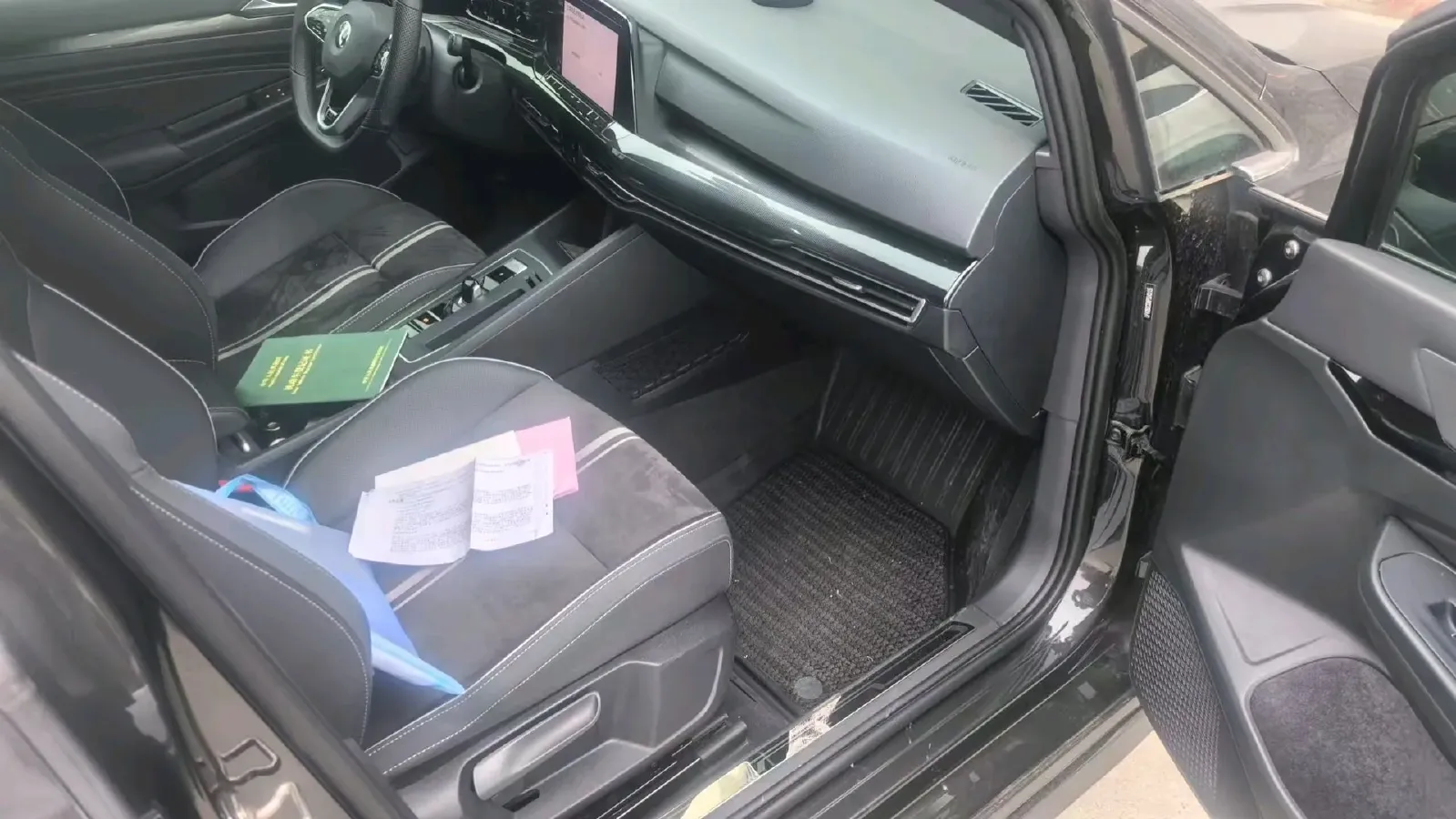 2023 Volkswagen Golf 1.4T 150HP L4 7DCT,autocango,china used car exporter,china ev exporter,chinese used car exporter,chinese used ev exporter