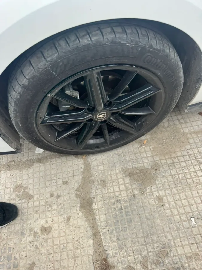 2023 ChangAn UNI-V 1.5T 188HP L4 7DCT,autocango,china used car exporter,china ev exporter,chinese used car exporter,chinese used ev exporter