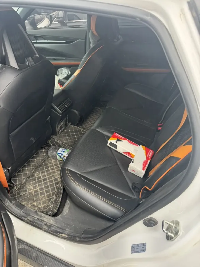 2023 ChangAn UNI-V 1.5T 188HP L4 7DCT,autocango,china used car exporter,china ev exporter,chinese used car exporter,chinese used ev exporter