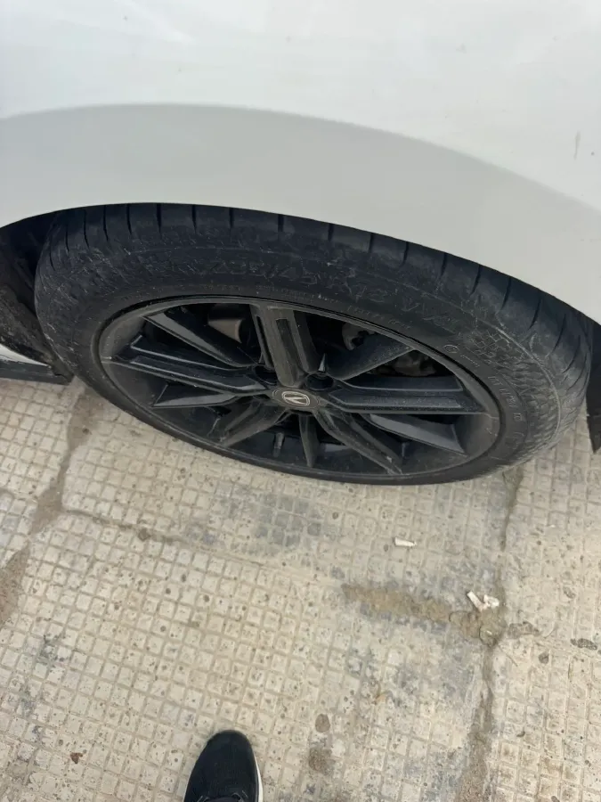 2023 ChangAn UNI-V 1.5T 188HP L4 7DCT,autocango,china used car exporter,china ev exporter,chinese used car exporter,chinese used ev exporter