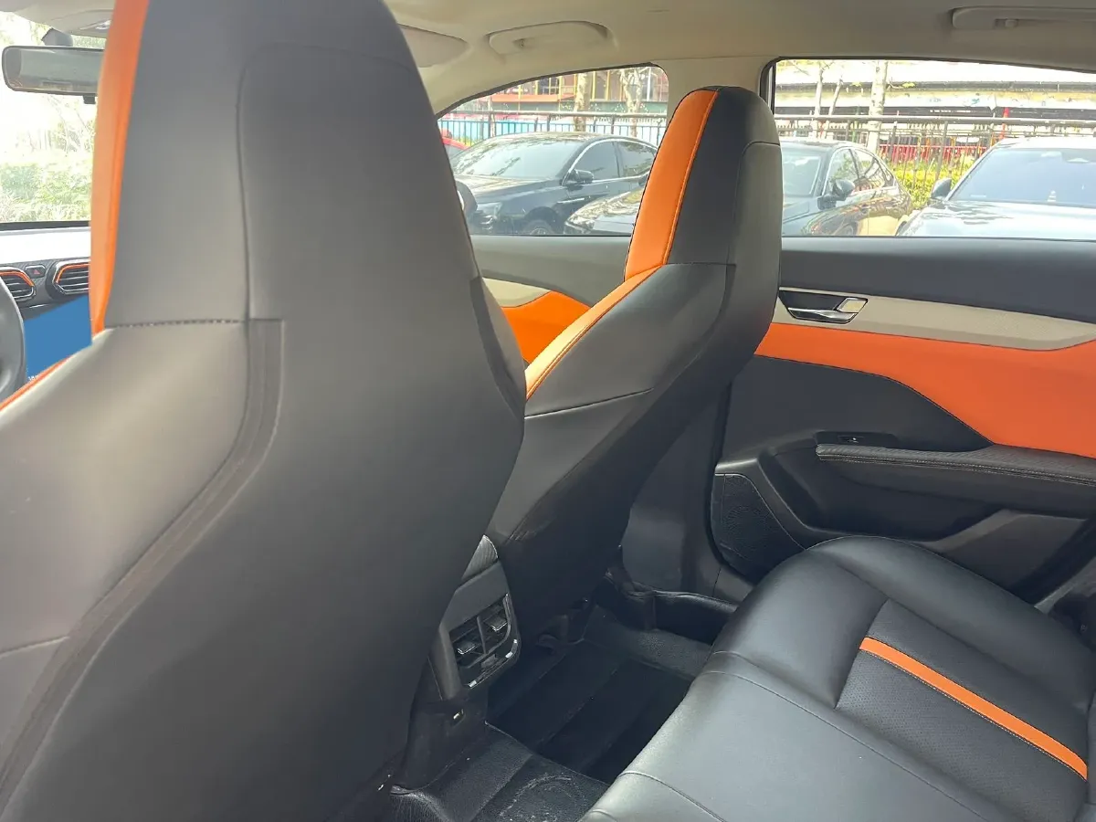 2023 DongFeng Aeolus YiXuan 1.5L 125HP L4 6DCT,autocango,china used car exporter,china ev exporter,chinese used car exporter,chinese used ev exporter