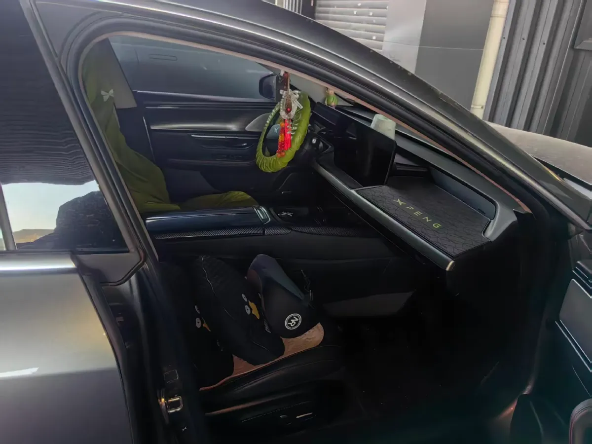 2023 Xpeng G6 BEV 66KWH,autocango,china used car exporter,china ev exporter,chinese used car exporter,chinese used ev exporter