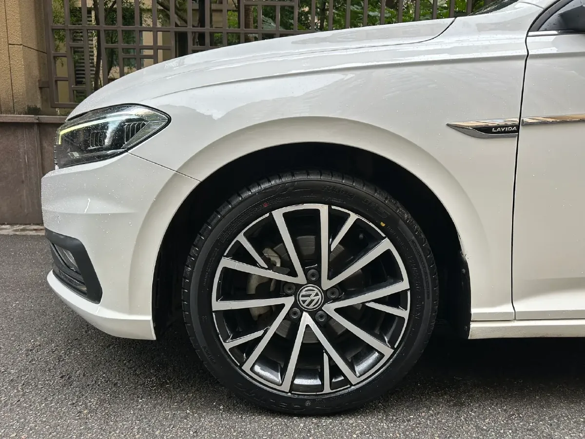 2018 Buick Verano 1.5T 169HP L4 7DCT,autocango,china used car exporter,china ev exporter,chinese used car exporter,chinese used ev exporter