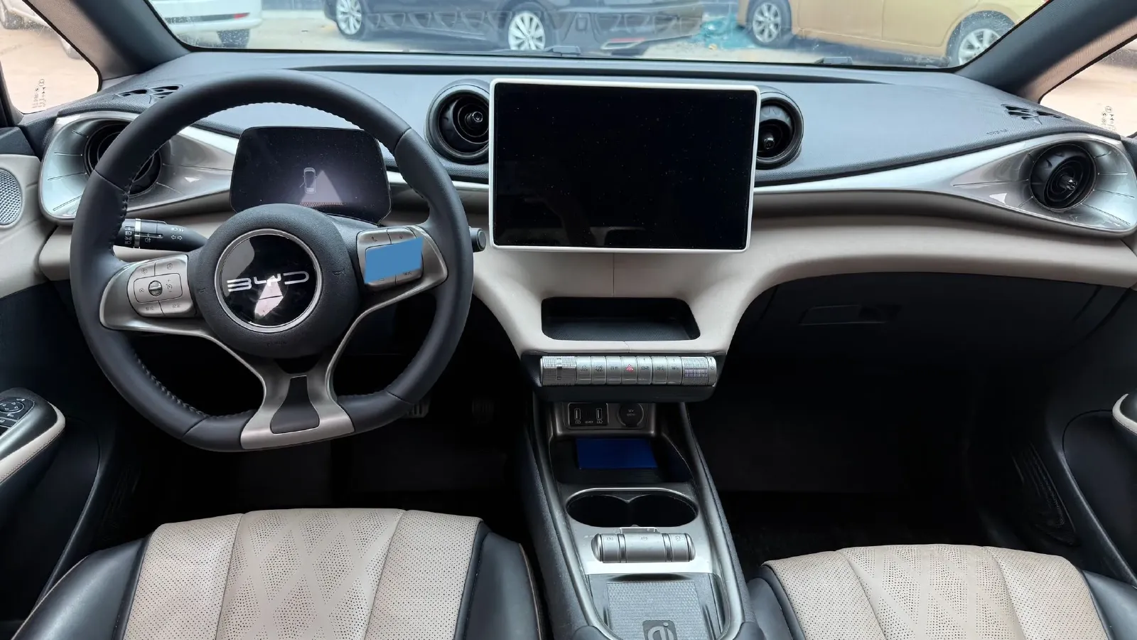 2023 BYD Dolphin BEV 44.928KWH,autocango,china used car exporter,china ev exporter,chinese used car exporter,chinese used ev exporter