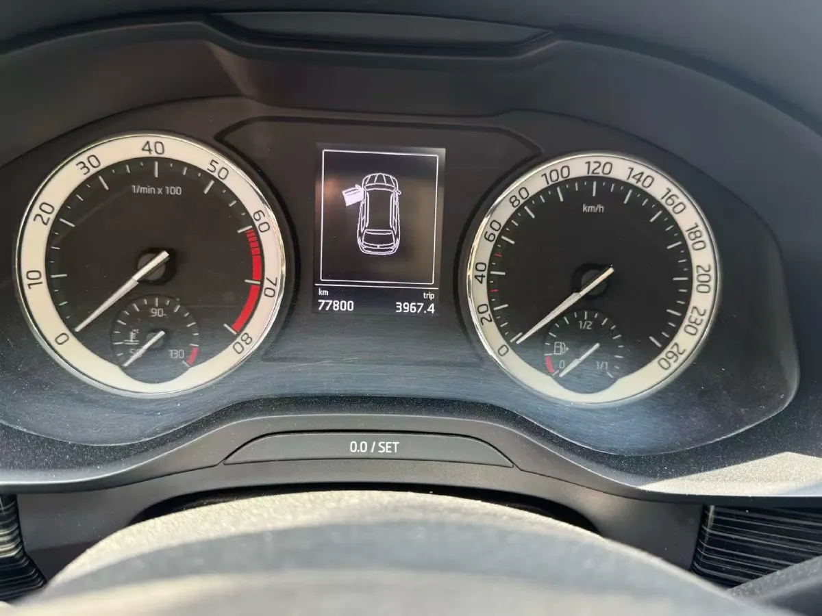 2018 Skoda Kodiak 2.0T 186HP L4 7DCT,autocango,china used car exporter,china ev exporter,chinese used car exporter,chinese used ev exporter