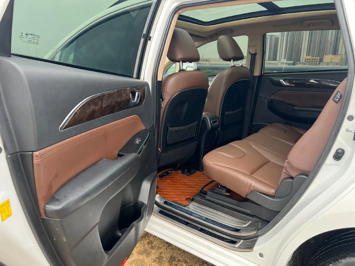 2017 LiFan XuanLang 1.5T 141HP L4 8AT,autocango,china used car exporter,china ev exporter,chinese used car exporter,chinese used ev exporter