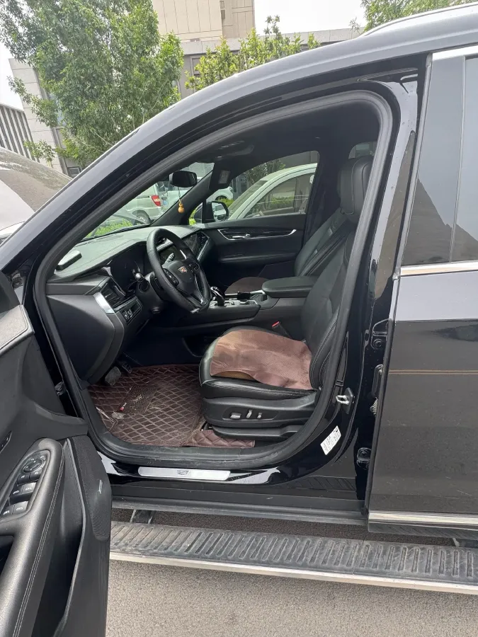 2021 Cadillac XT6 2.0T 237HP L4 9AT,autocango,china used car exporter,china ev exporter,chinese used car exporter,chinese used ev exporter