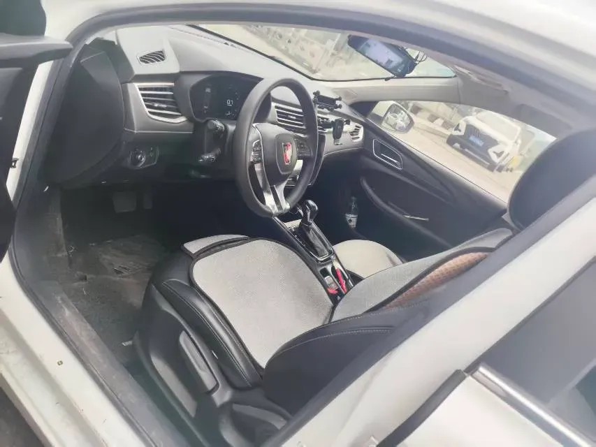 2019 Roewe i5 1.5T 169HP L4 7DCT,autocango,china used car exporter,china ev exporter,chinese used car exporter,chinese used ev exporter