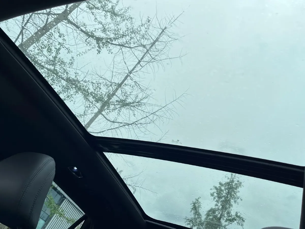 2024 Geely Monjaro 2.0T 238HP L4 8AT,autocango,china used car exporter,china ev exporter,chinese used car exporter,chinese used ev exporter