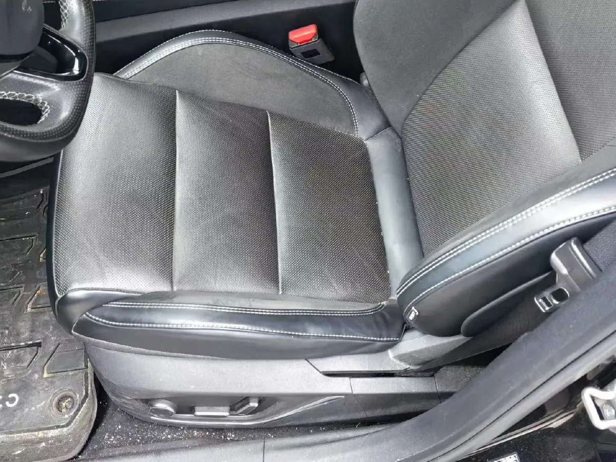 2022 LYNK&CO 03 1.5T 180HP L3 7DCT,autocango,china used car exporter,china ev exporter,chinese used car exporter,chinese used ev exporter