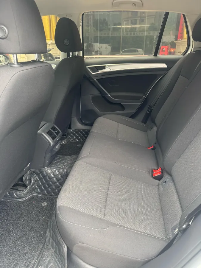 2020 Volkswagen Golf 1.2T 116HP L4 7DCT,autocango,china used car exporter,china ev exporter,chinese used car exporter,chinese used ev exporter