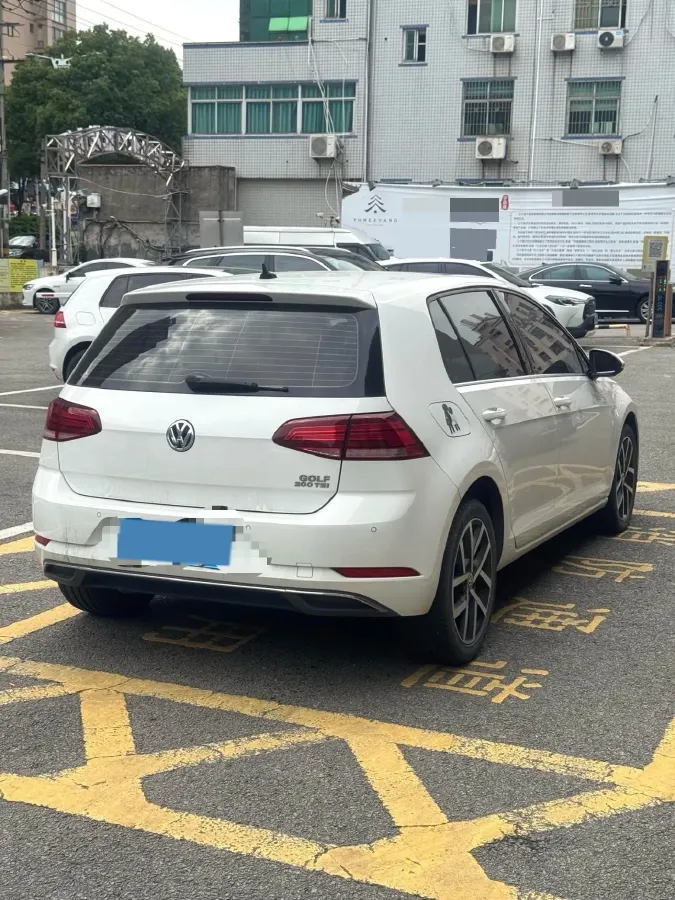 2020 Volkswagen Golf 1.2T 116HP L4 7DCT,autocango,china used car exporter,china ev exporter,chinese used car exporter,chinese used ev exporter