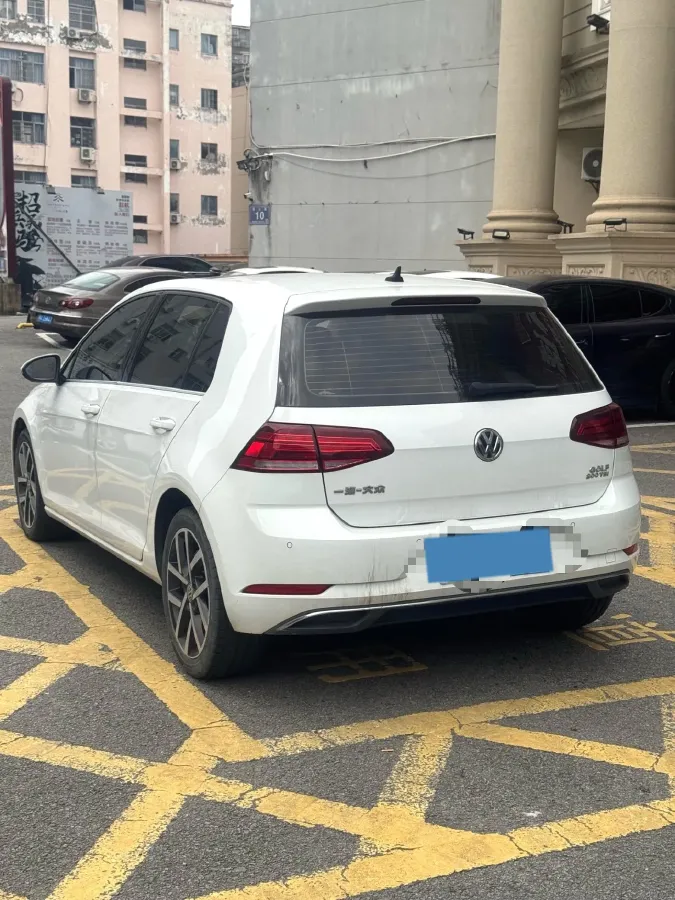 2020 Volkswagen Golf 1.2T 116HP L4 7DCT,autocango,china used car exporter,china ev exporter,chinese used car exporter,chinese used ev exporter