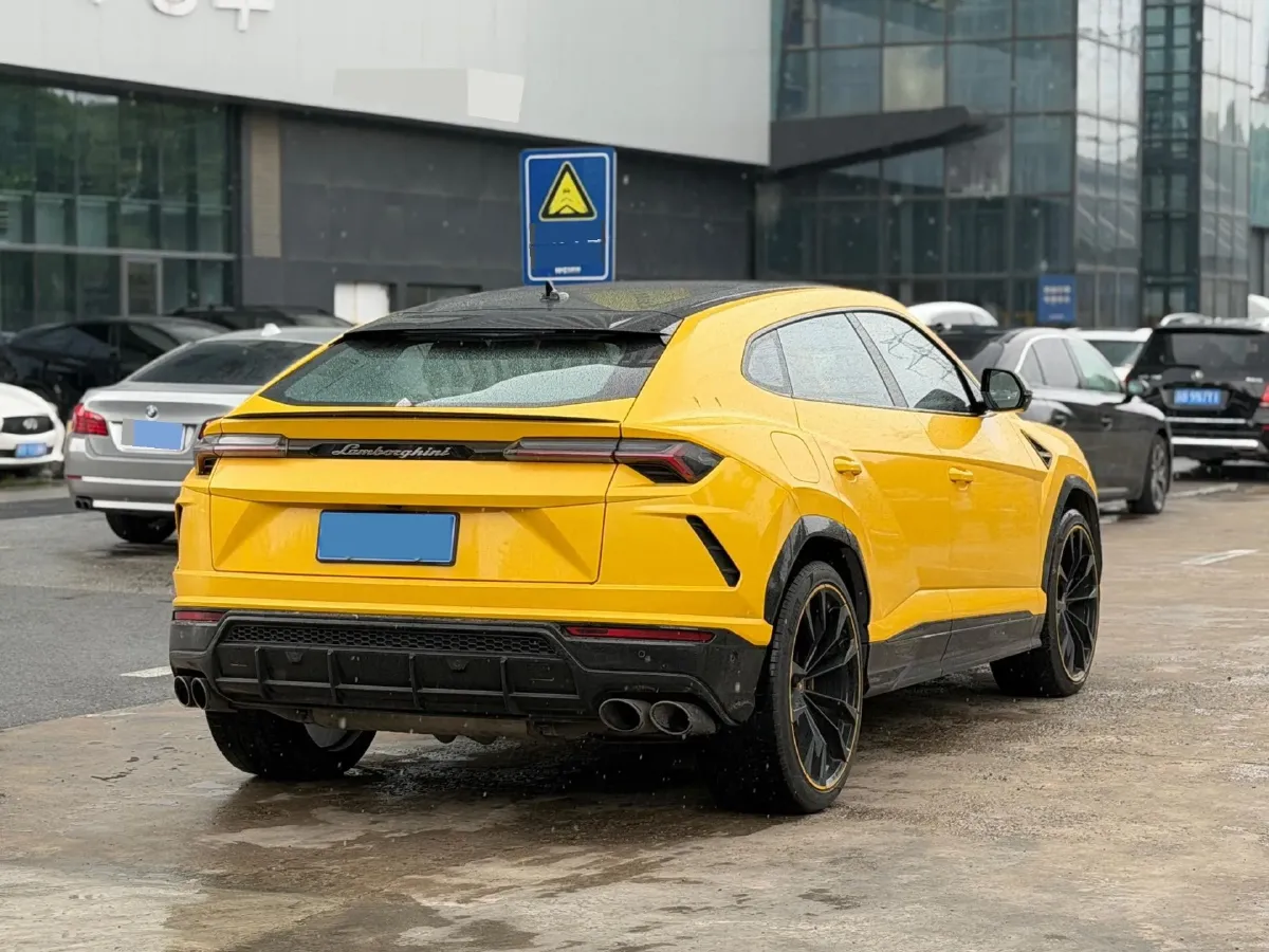 2021 Lamborghini Urus 4.0T 641HP V8 8AT,autocango,china used car exporter,china ev exporter,chinese used car exporter,chinese used ev exporter