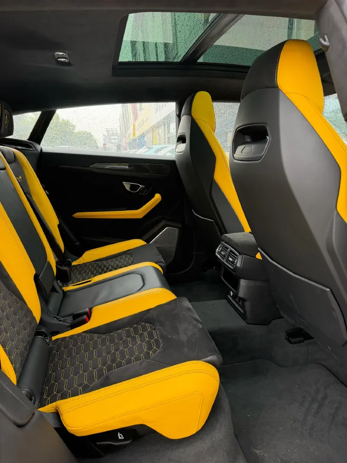 2021 Lamborghini Urus 4.0T 641HP V8 8AT,autocango,china used car exporter,china ev exporter,chinese used car exporter,chinese used ev exporter