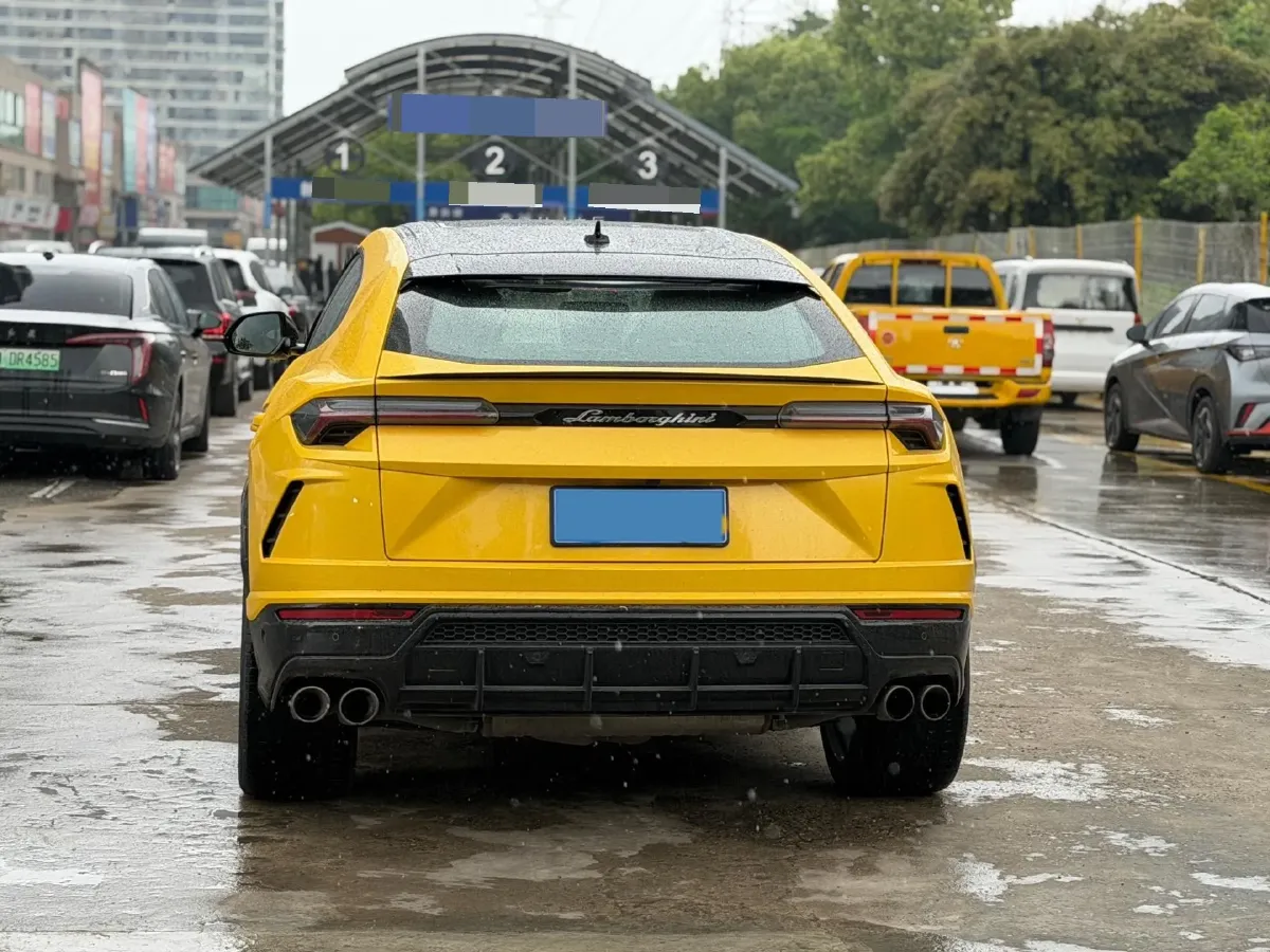 2021 Lamborghini Urus 4.0T 641HP V8 8AT,autocango,china used car exporter,china ev exporter,chinese used car exporter,chinese used ev exporter