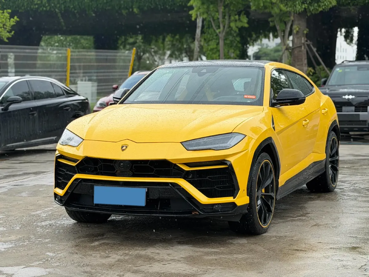 2021 Lamborghini Urus 4.0T 641HP V8 8AT,autocango,china used car exporter,china ev exporter,chinese used car exporter,chinese used ev exporter