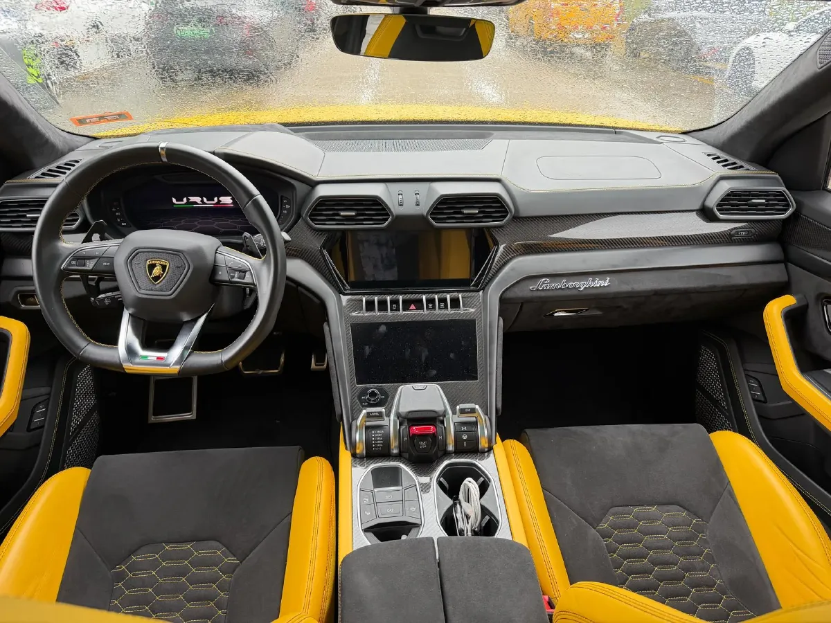 2021 Lamborghini Urus 4.0T 641HP V8 8AT,autocango,china used car exporter,china ev exporter,chinese used car exporter,chinese used ev exporter