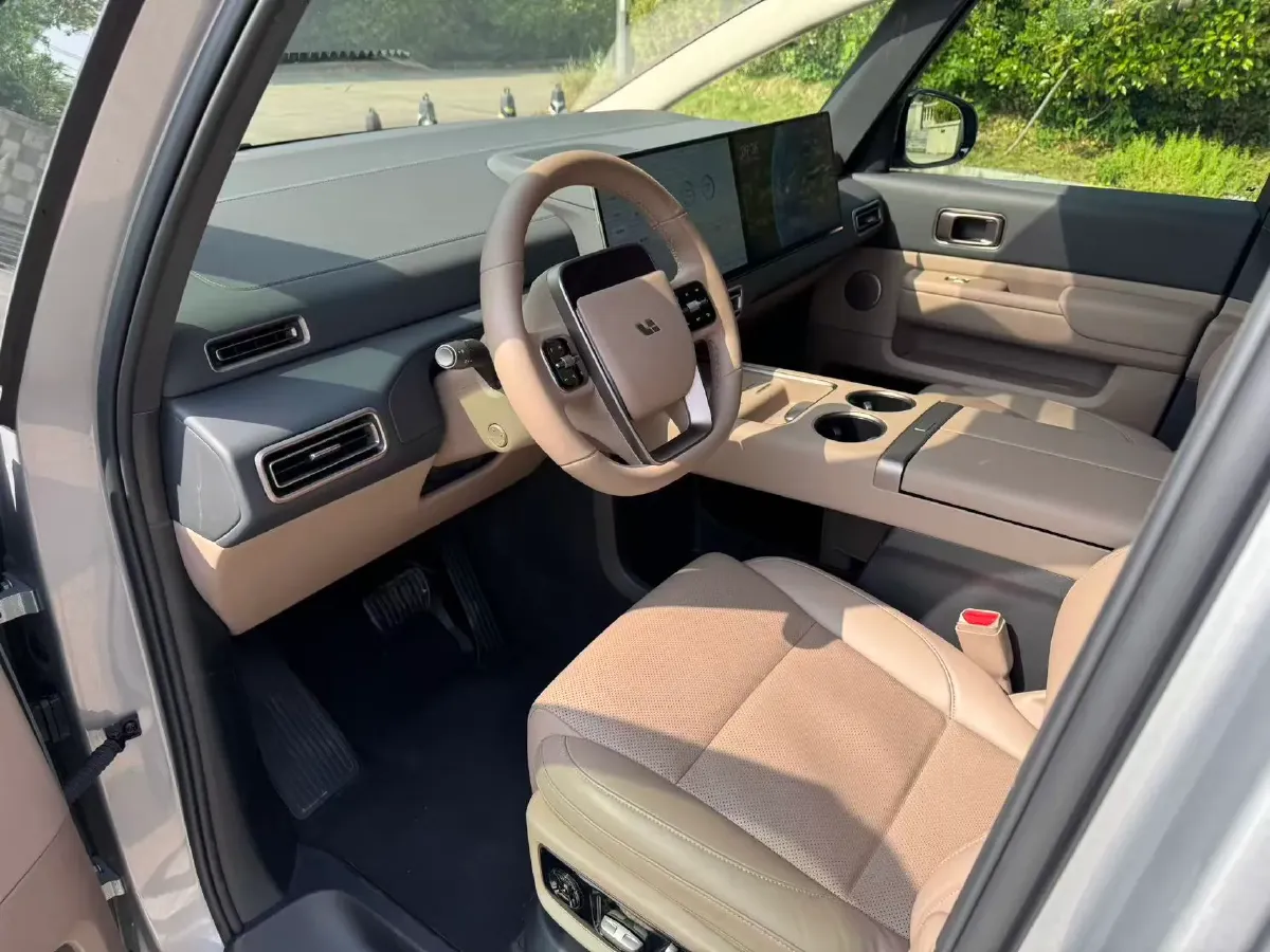 2025 Li MEGA BEV,autocango,china used car exporter,china ev exporter,chinese used car exporter,chinese used ev exporter