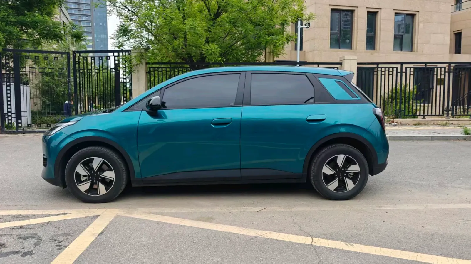 2025 Aion AION UT BEV 44.257/44.12/44.133KWH,autocango,china used car exporter,china ev exporter,chinese used car exporter,chinese used ev exporter