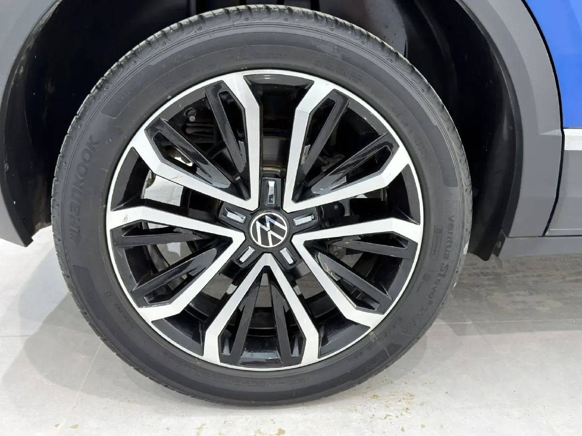 2021 Volkswagen T-Roc 1.4T 150HP L4 7DCT,autocango,china used car exporter,china ev exporter,chinese used car exporter,chinese used ev exporter