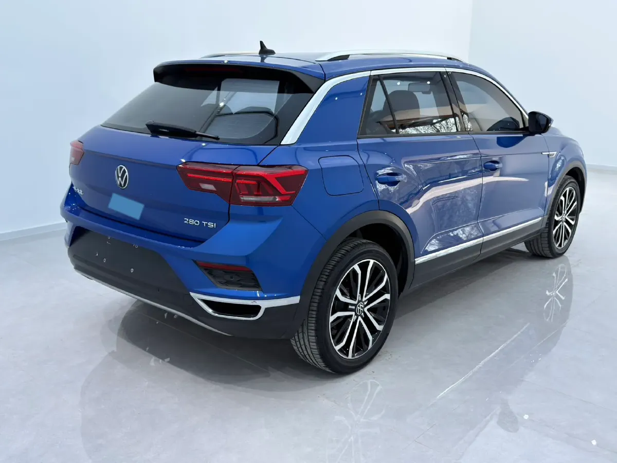 2021 Volkswagen T-Roc 1.4T 150HP L4 7DCT,autocango,china used car exporter,china ev exporter,chinese used car exporter,chinese used ev exporter