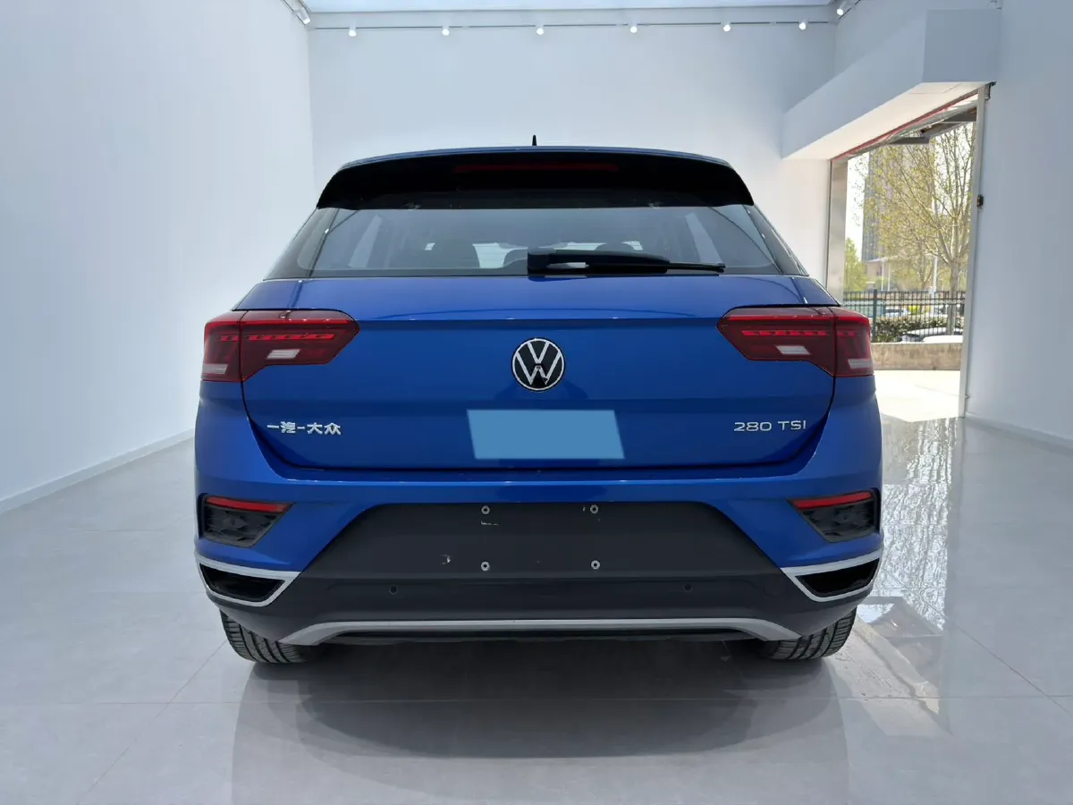 2021 Volkswagen T-Roc 1.4T 150HP L4 7DCT,autocango,china used car exporter,china ev exporter,chinese used car exporter,chinese used ev exporter