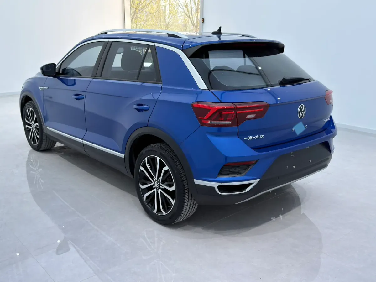 2021 Volkswagen T-Roc 1.4T 150HP L4 7DCT,autocango,china used car exporter,china ev exporter,chinese used car exporter,chinese used ev exporter