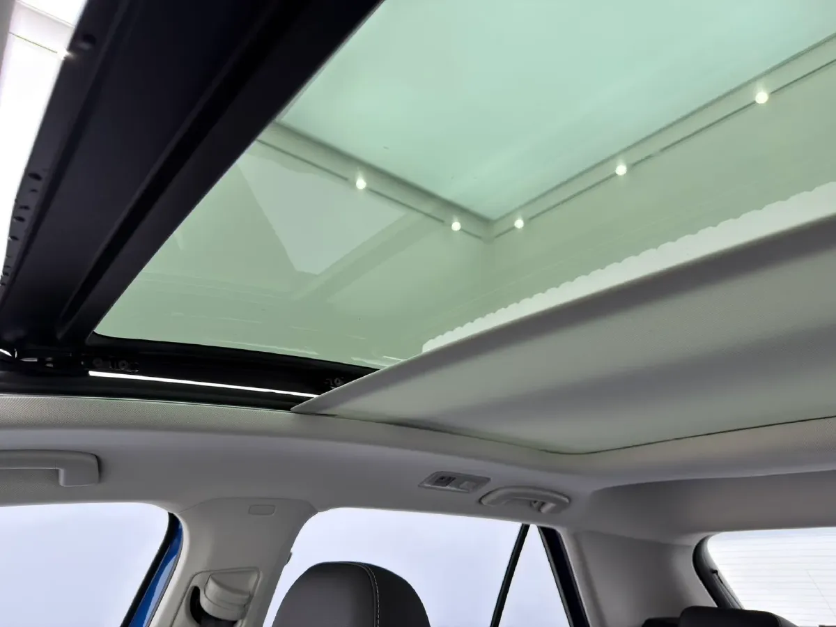 2021 Volkswagen T-Roc 1.4T 150HP L4 7DCT,autocango,china used car exporter,china ev exporter,chinese used car exporter,chinese used ev exporter