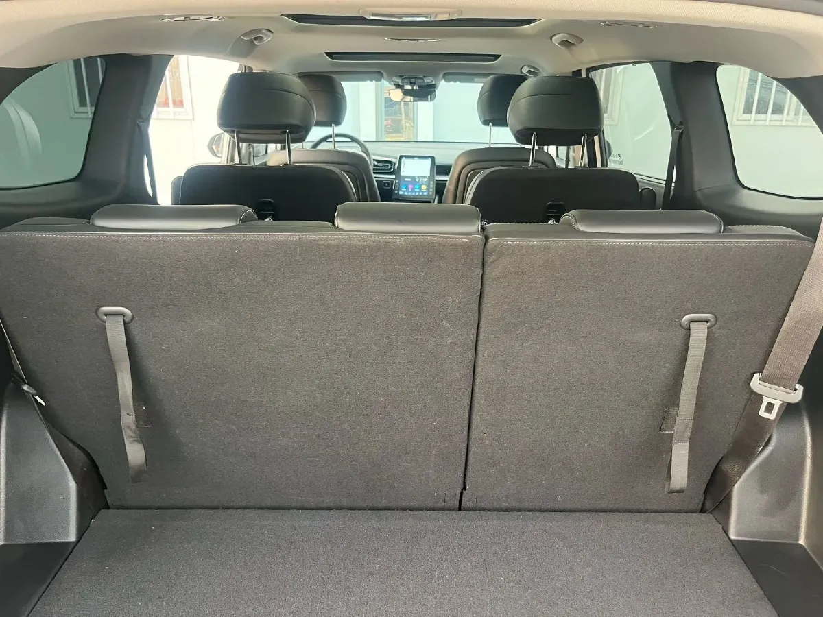 2022 Hyundai Custo 1.5T 170HP L4 8AT,autocango,china used car exporter,china ev exporter,chinese used car exporter,chinese used ev exporter