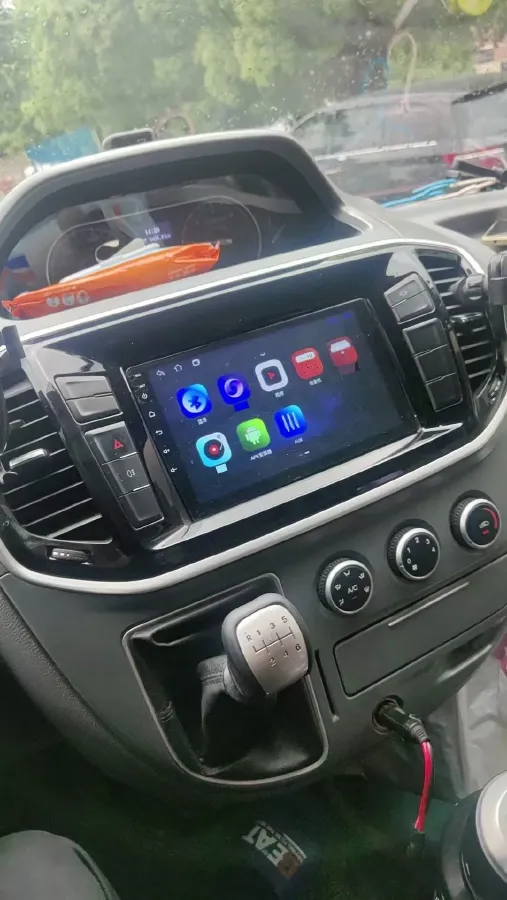 2021 MAXUS XinTu V80 2.0T 127HP L4 6MT,autocango,china used car exporter,china ev exporter,chinese used car exporter,chinese used ev exporter